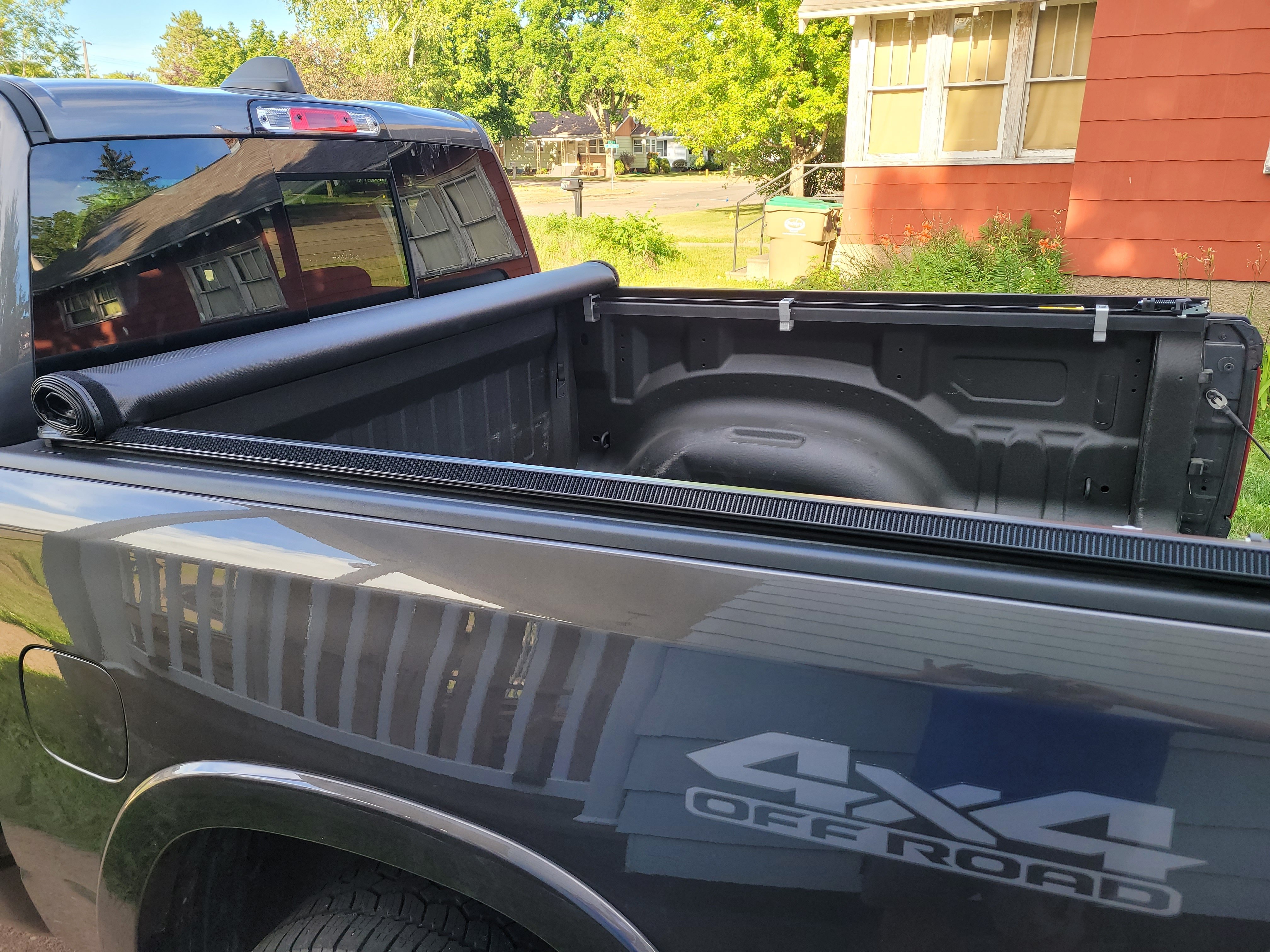Truxedo RAM 1500 TruXport Soft Roll-up Tonneau Cover R109926 (19