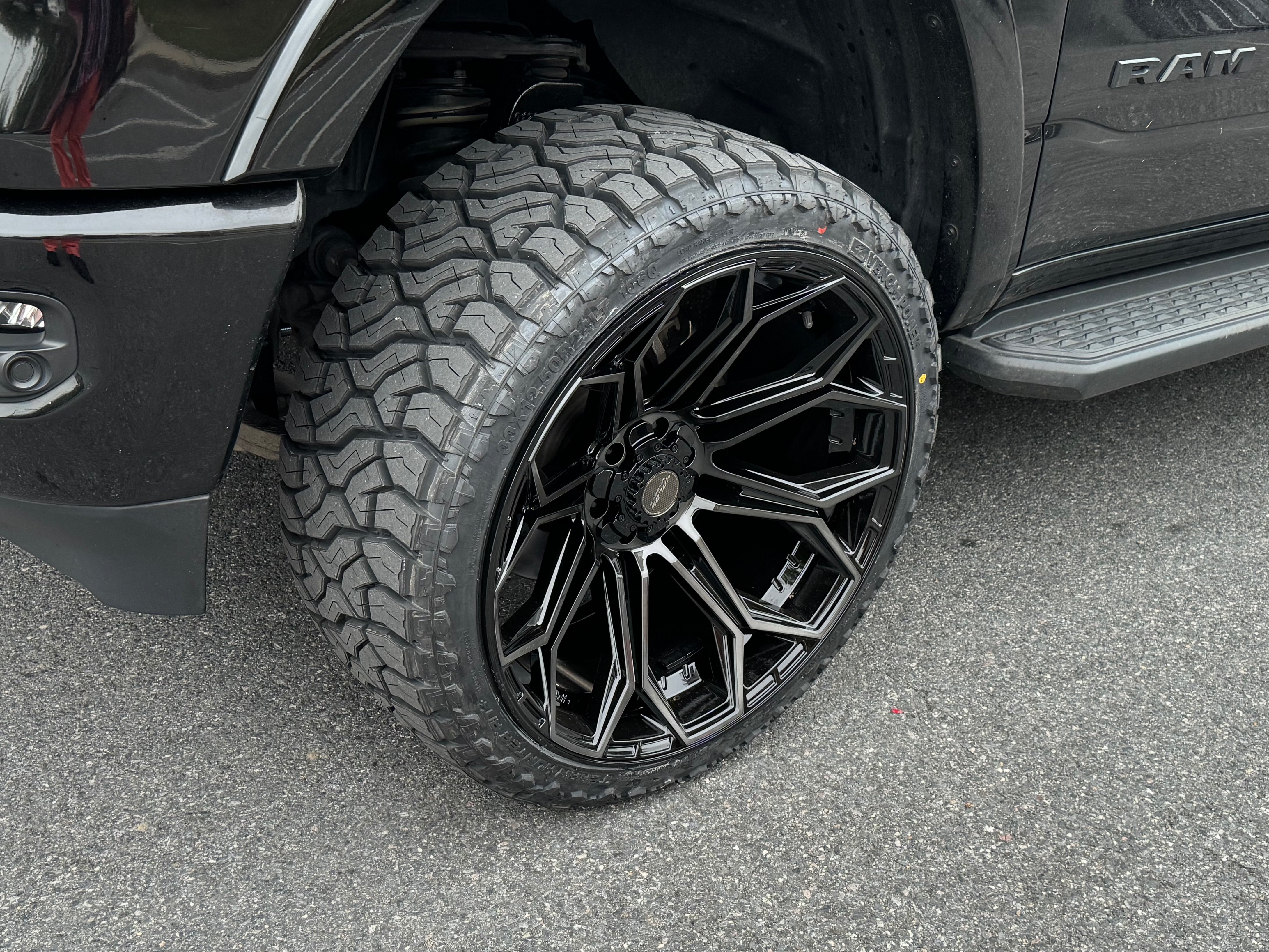 4Play Tundra 4P83 Gloss Black with Brushed Face 6-Lug Wheel; 24x12