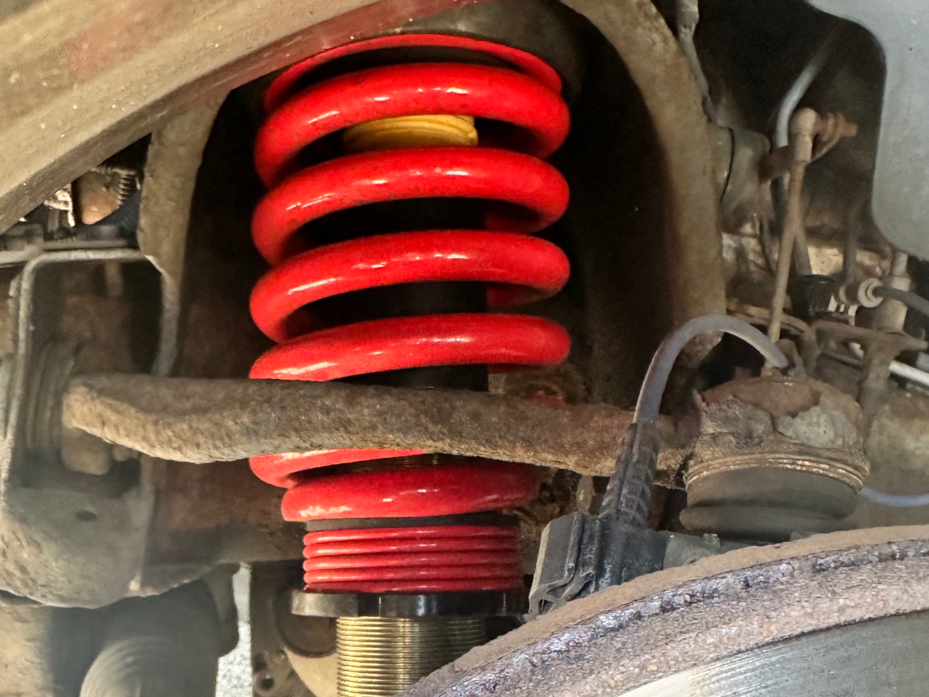 Belltech Yukon Lowering Kit with Street Performance Plus Shocks; 1