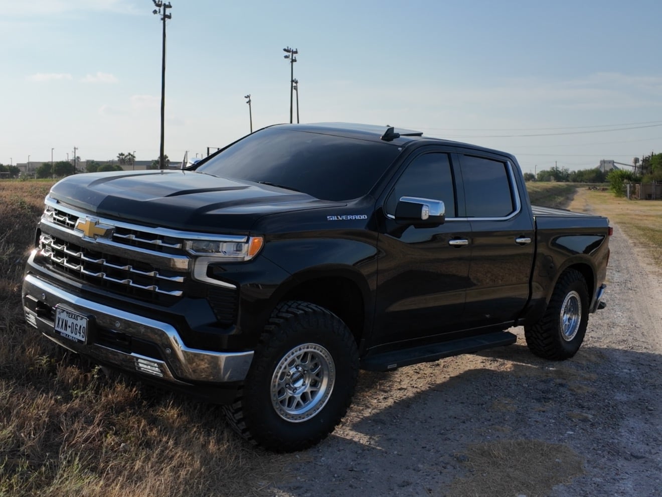 KMC Tacoma GRS Gloss Silver with Machined Face 6-Lug Wheel; 17x9