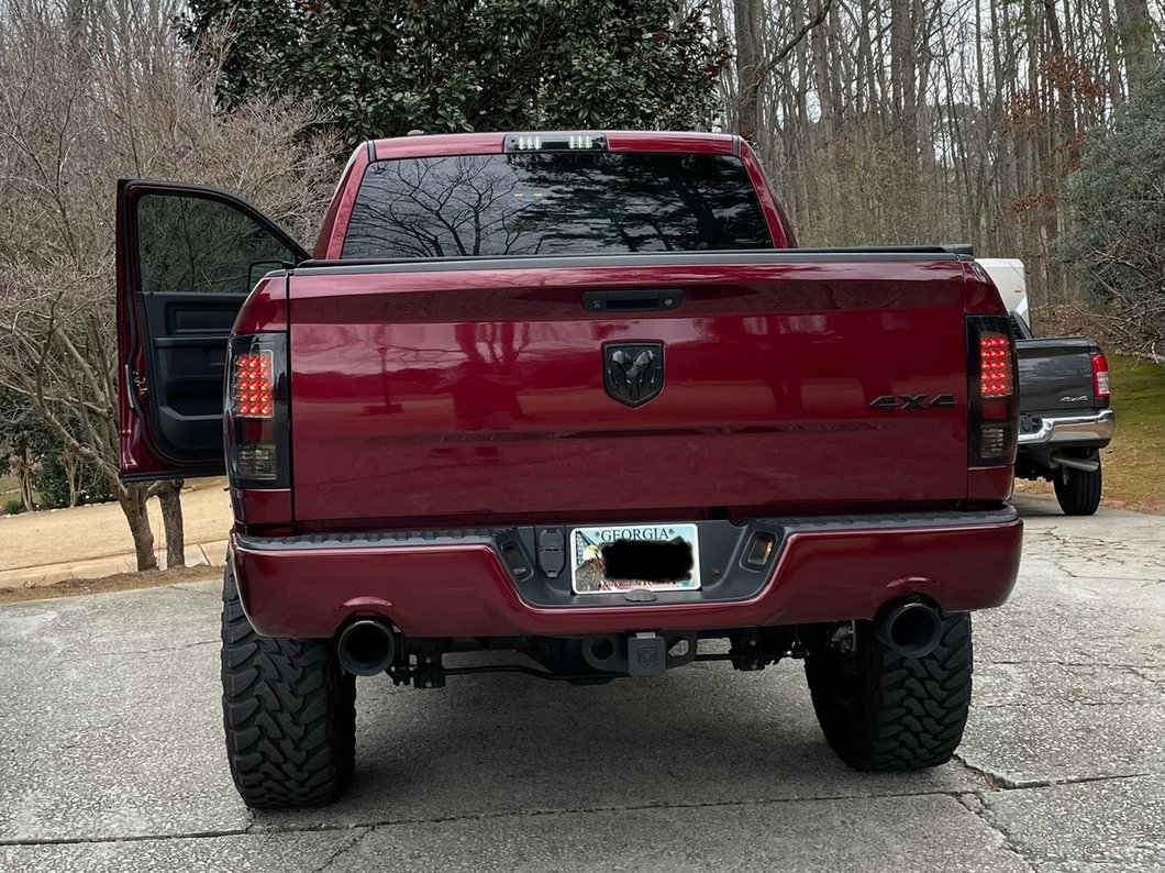 RM様 Raxiom Axial Series LED Third Brake Light; Smoked (09-18 RAM