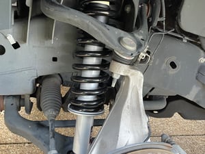 Rough Country N3 Front Struts For 2014-2021 Ford F-150 4WD – Stock Replacement (Pair)